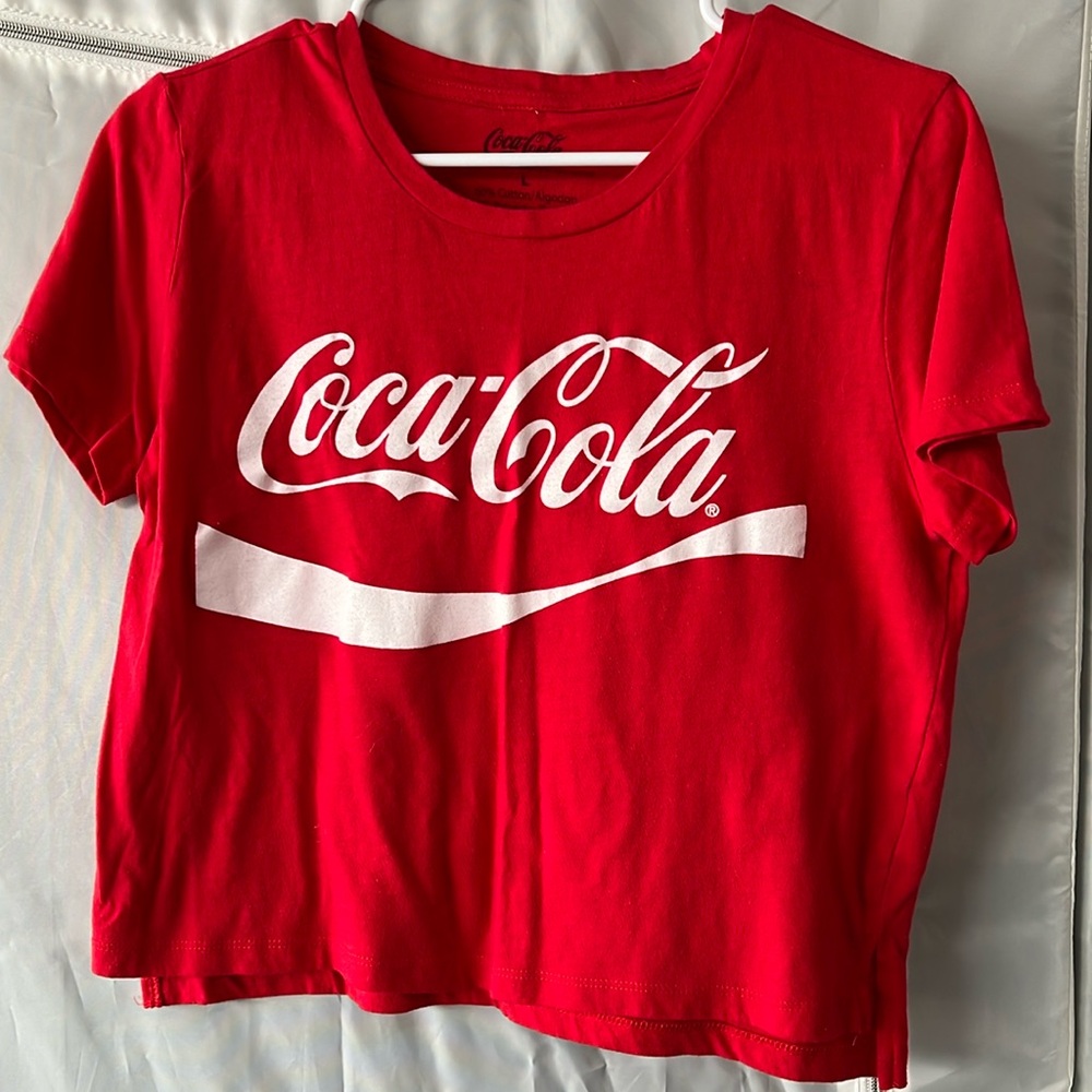 COCA COLA | junior sz Large Logo tee